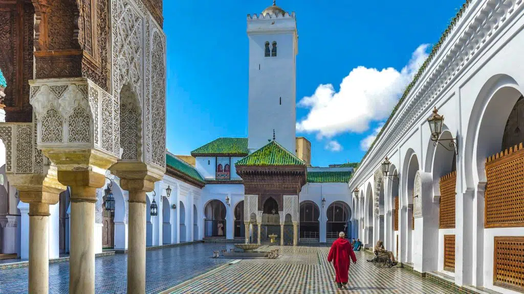 destination-card-image